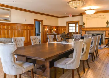 Windsor Mansion Inn hotel thumbnail 2
