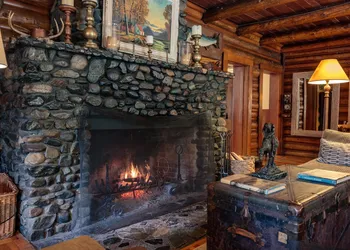 Weasku Inn hotel thumbnail 2