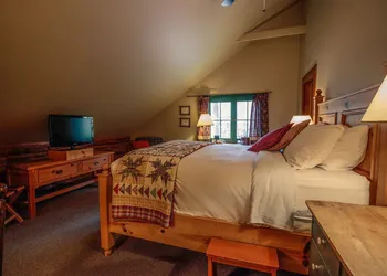 Weasku Inn hotel thumbnail 5