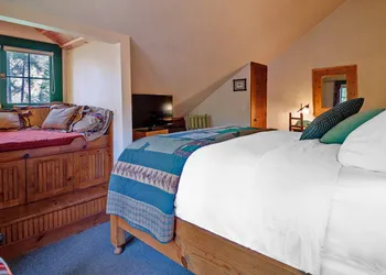 Weasku Inn hotel thumbnail 8