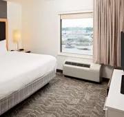 SpringHill Suites Green Bay hotel detail image 7