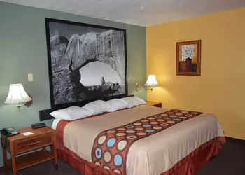 Super 8 by Wyndham St. George UT hotel thumbnail 8
