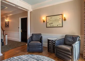 Essex Street Inn & Suites, an Ascend Collection Hotel hotel thumbnail 5