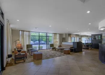 Comfort Suites Mobile-South Alabama University Area hotel thumbnail 2