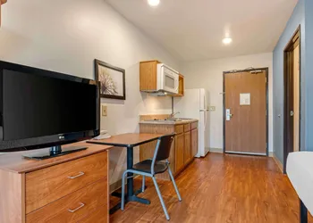 Extended Stay America Select Suites - Indianapolis - Greenwood hotel thumbnail 6