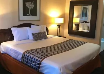 Sands Motel hotel thumbnail 2