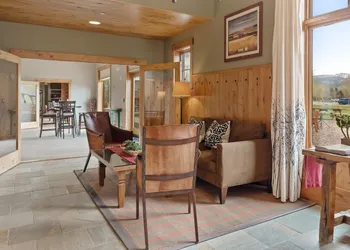 The Lodge at Bronze Buffalo Ranch hotel thumbnail 3