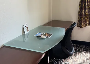 Town House Extended Stay Hotel Downtown hotel thumbnail 8