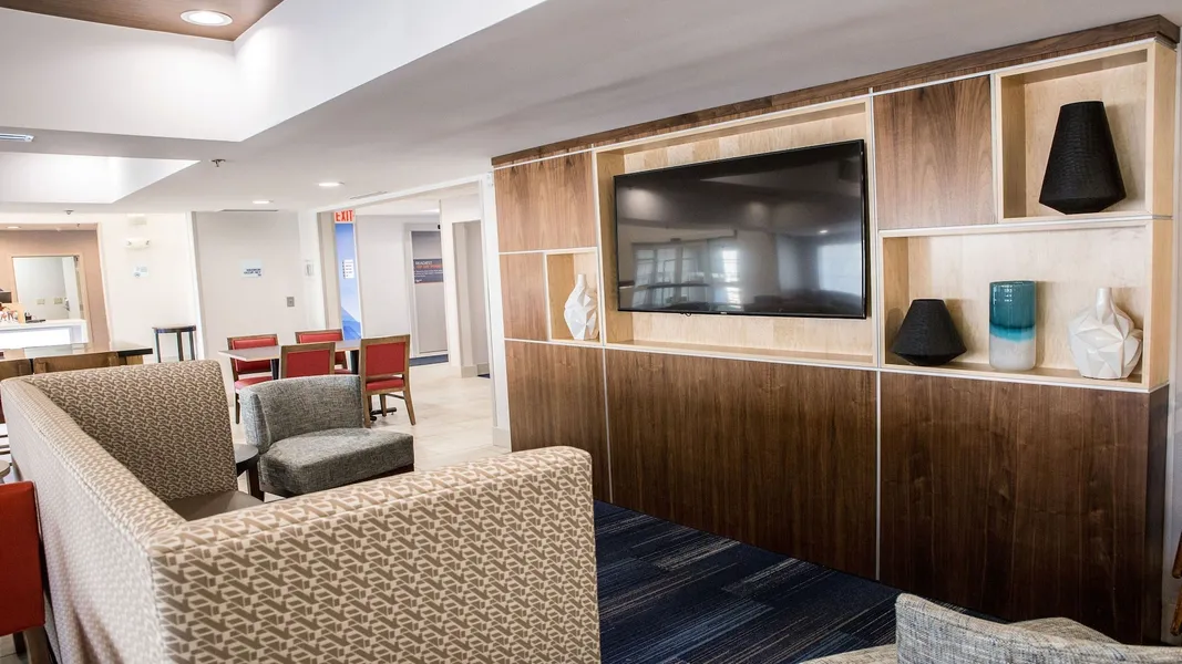 Holiday Inn Express Columbus-Dublin by IHG hotel detail image 2