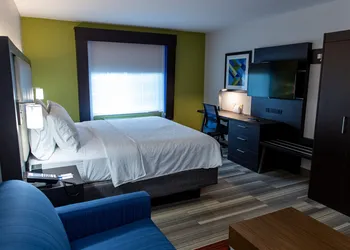 Holiday Inn Express Columbus-Dublin by IHG hotel thumbnail 6
