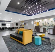 La Quinta Inn & Suites by Wyndham Tampa Central hotel detail image 3
