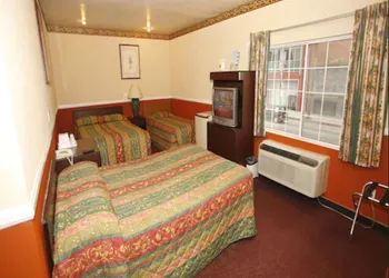 Hollywood Guest Inn hotel thumbnail 4