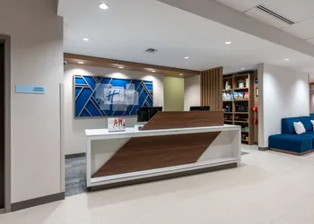 Holiday Inn Express & Suites Vaughan-Southwest by IHG hotel thumbnail 4