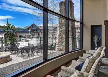 Crystal Peak Lodge, A Vail Resorts Property hotel thumbnail 2