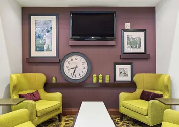 Hampton Inn & Suites by Hilton Walla Walla hotel thumbnail 2