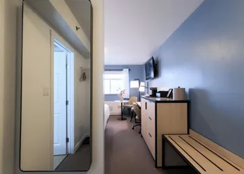SKKY Hotel hotel thumbnail 6