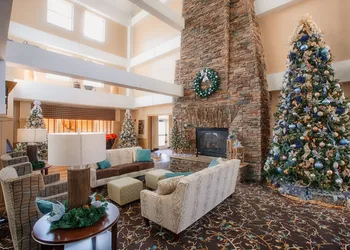 The Lodge at Geneva-on-the-Lake hotel thumbnail 2
