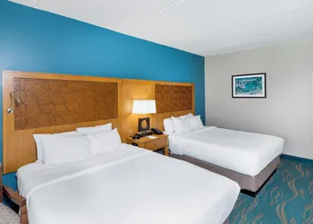 The Lodge at Geneva-on-the-Lake hotel thumbnail 5