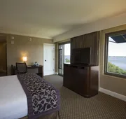 The Edgewater hotel detail image 7
