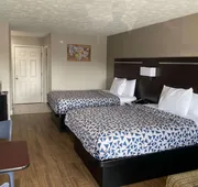 Econo Lodge Sevierville-Pigeon Forge on the River hotel detail image 4