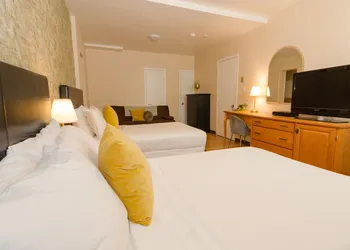 Hotel Dorion hotel thumbnail 4
