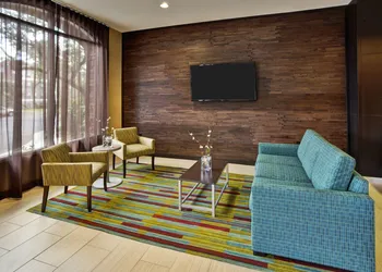 Fairfield Inn & Suites by Marriott Austin Northwest/Research Blvd hotel thumbnail 2