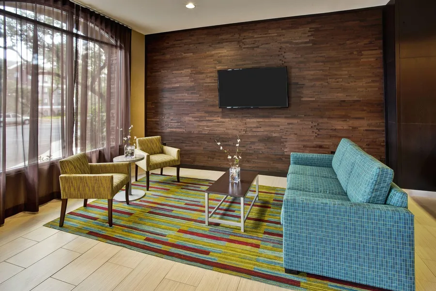 Fairfield Inn & Suites by Marriott Austin Northwest/Research Blvd hotel detail image 2