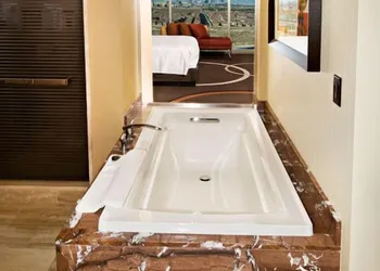 M Resort Spa Casino hotel thumbnail 8