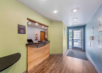 Extended Stay America Select Suites - Tuscaloosa hotel thumbnail 2