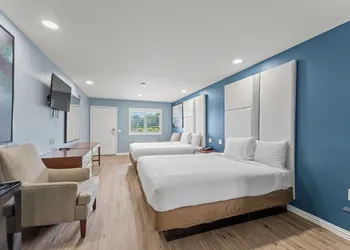 Executive Inn and Suites hotel thumbnail 7