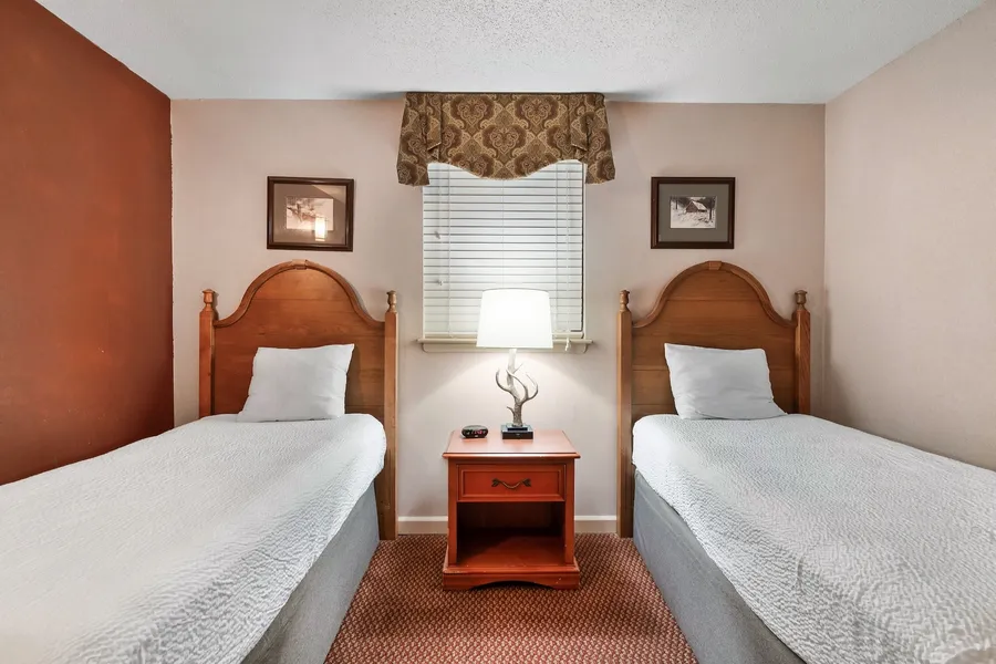 Gatlinburg Town Square hotel detail image 6