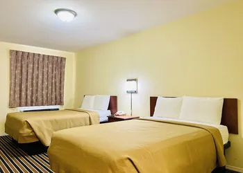 Suite 16 Motel hotel thumbnail 4