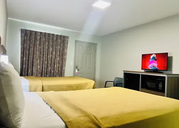 Suite 16 Motel hotel thumbnail 8