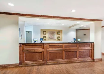 Comfort Inn & Suites Daphne Spanish Fort - Mobile East hotel thumbnail 2