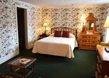 Bay View Inn hotel thumbnail 4