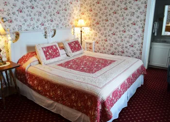 Bay View Inn hotel thumbnail 5