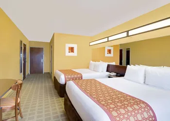 Microtel Inn & Suites by Wyndham Princeton hotel thumbnail 3