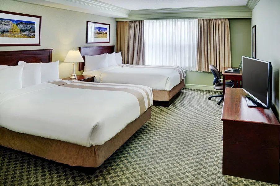 Chateau Nova Kingsway hotel detail image 6