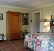Kearsarge Inn hotel detail image 4