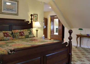 Kearsarge Inn hotel thumbnail 5