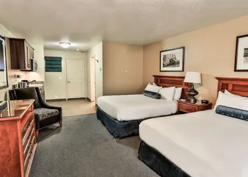 The Springs Resort & Spa hotel thumbnail 3