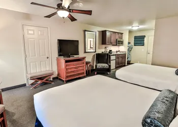 The Springs Resort & Spa hotel thumbnail 4