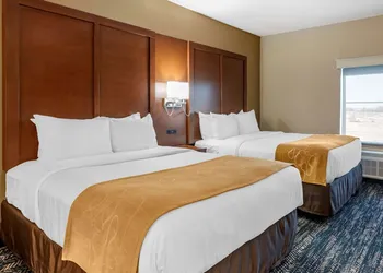 Comfort Suites West Memphis I-40 I-55 hotel thumbnail 8