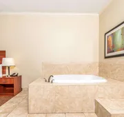 Ramada by Wyndham College Station hotel detail image 5
