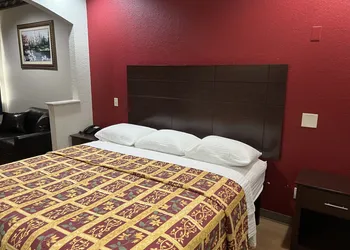 Scott Inn Suites - Downtown Houston hotel thumbnail 7