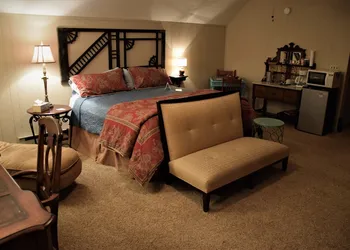 The Hiding Place B&B hotel thumbnail 5