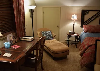 The Hiding Place B&B hotel thumbnail 6