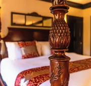 Manor House Inn hotel detail image 7