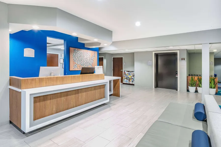 Microtel Inn & Suites by Wyndham Austin Airport hotel detail image 2