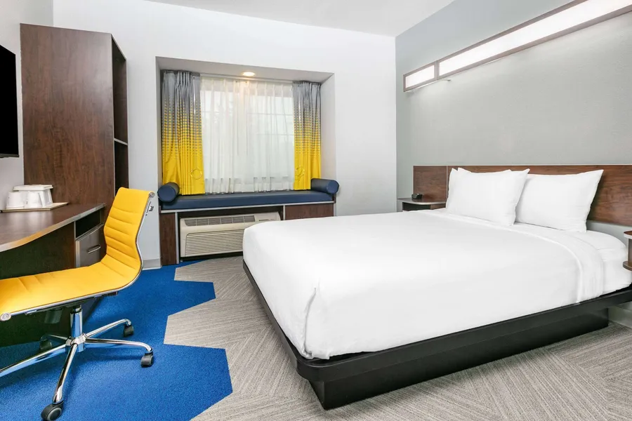 Microtel Inn & Suites by Wyndham Austin Airport hotel detail image 6